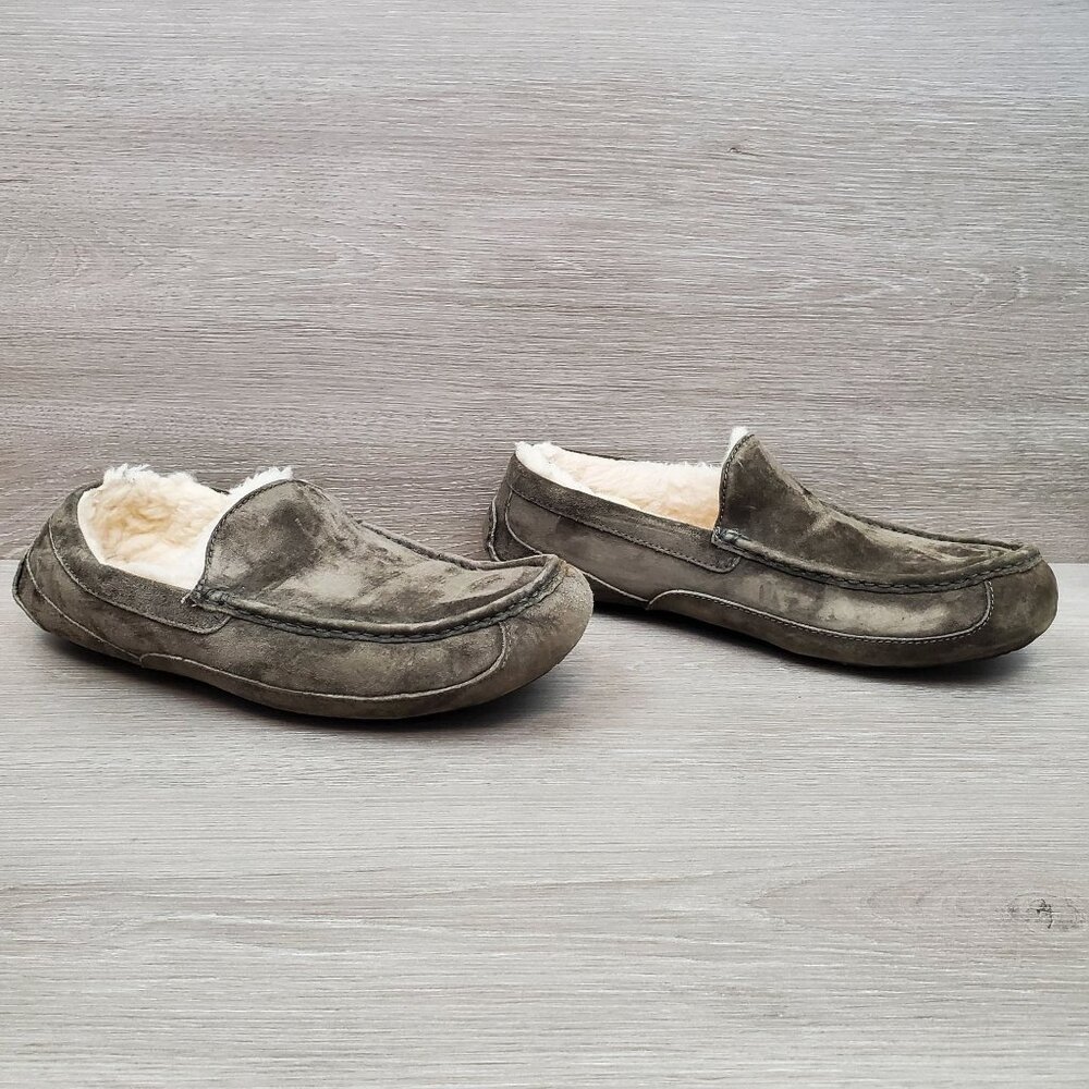 Ugg men's Ascot slipper, grey suede